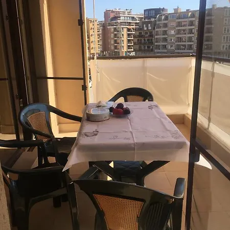 Apartment Парус 4 Pomorie