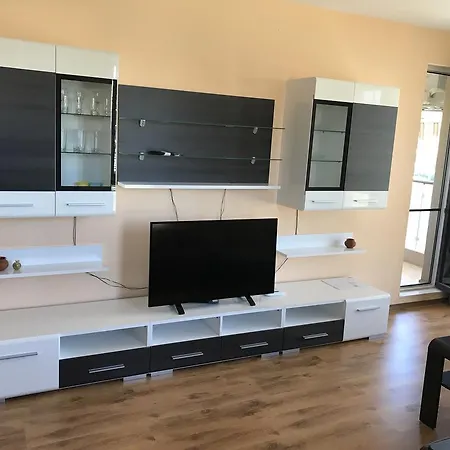Парус 4 * Pomorie